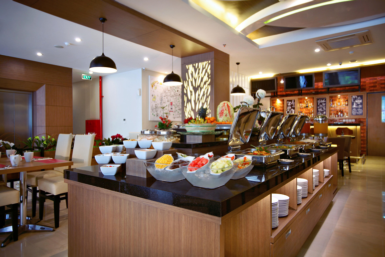 Food & Drinks 2, Favehotel Panakkukang (permanently closed), Makassar