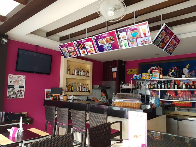 Food & Drinks 5, The Little Moon Residence, Pulau Phuket