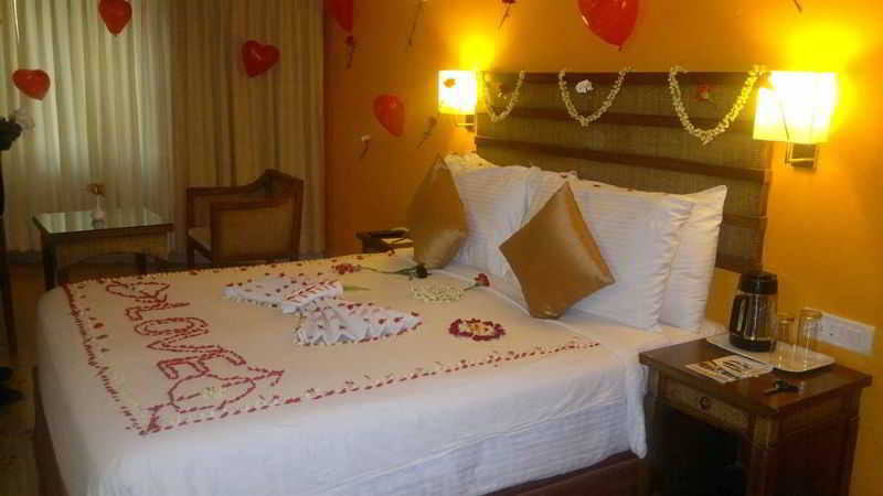 Bedroom 2, Quality Inn Sabari Resorts, Dindigul