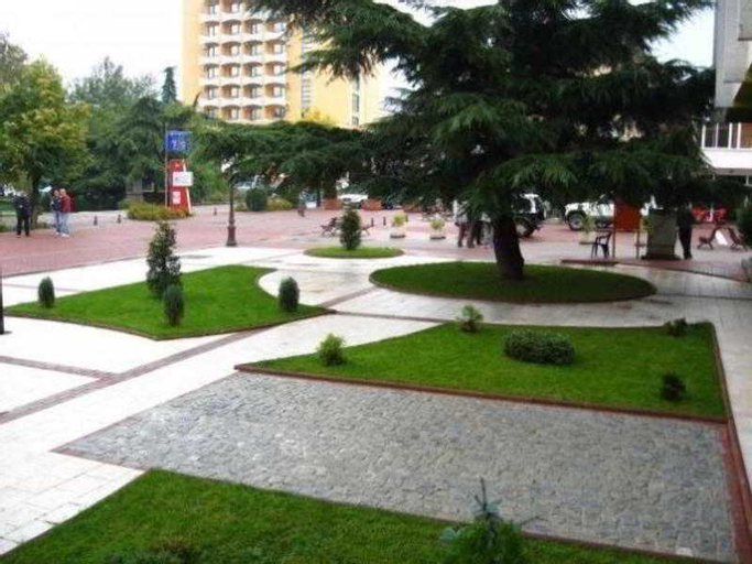 Hotel Enkelana, Pogradecit