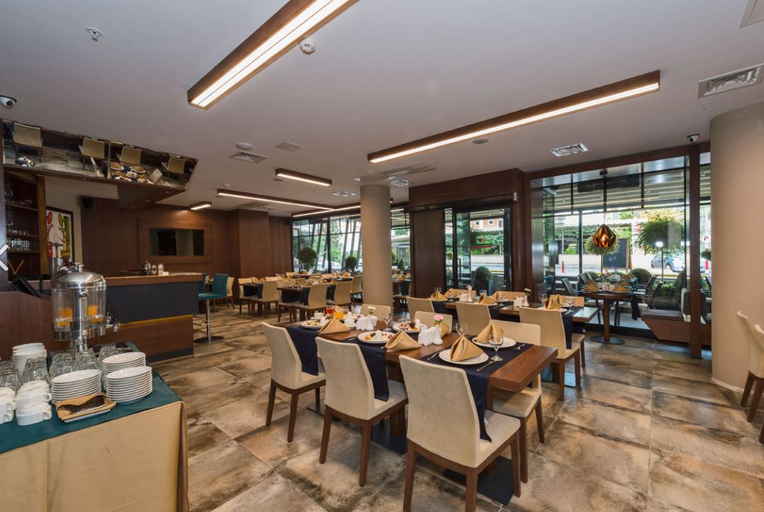 Food & Drinks 5, Boursier Hotel, Beşiktaş