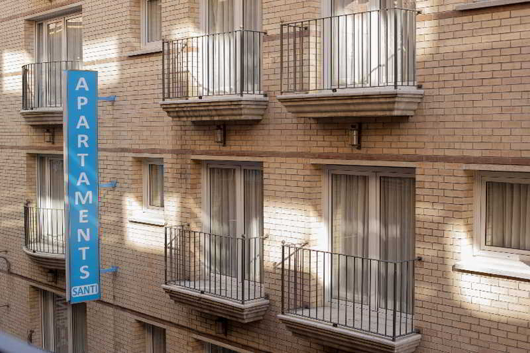 Public Area 4, Apartamentos Santi, Girona