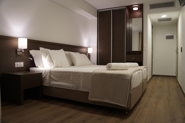 Bedroom 3, Piraeus Port Hotel, Attica