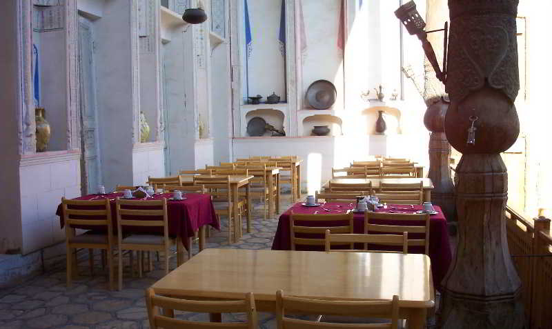 Food & Drinks 4, Lyabi House, Buxoro