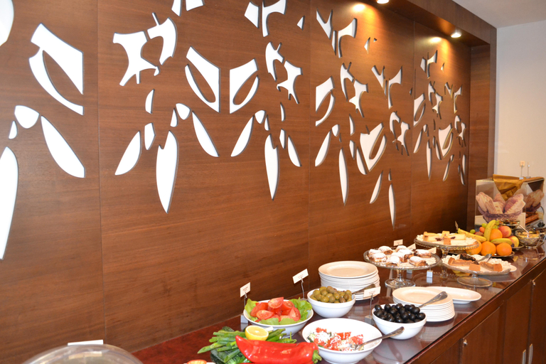 Food & Drinks 4, Phoenicia Comfort, Municipiul Bucuresti