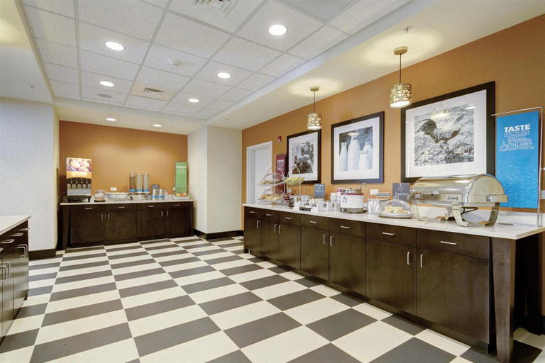 Public Area 3, Hampton Inn Poplar Bluff, Butler