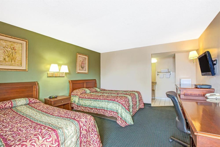 Bedroom 3, Knights Inn South Hackensack, Bergen