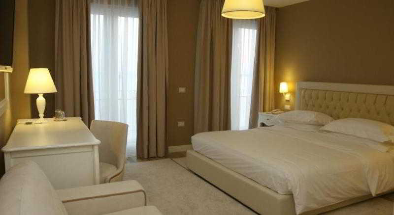 Bedroom 4, Palace Hotel & Spa, Durrësit