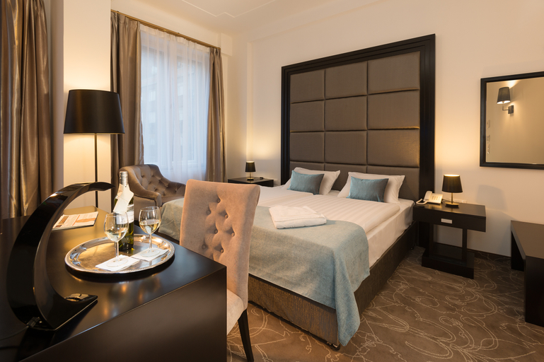 Bedroom 2, Arcadia Hotel Budapest, Budapesti