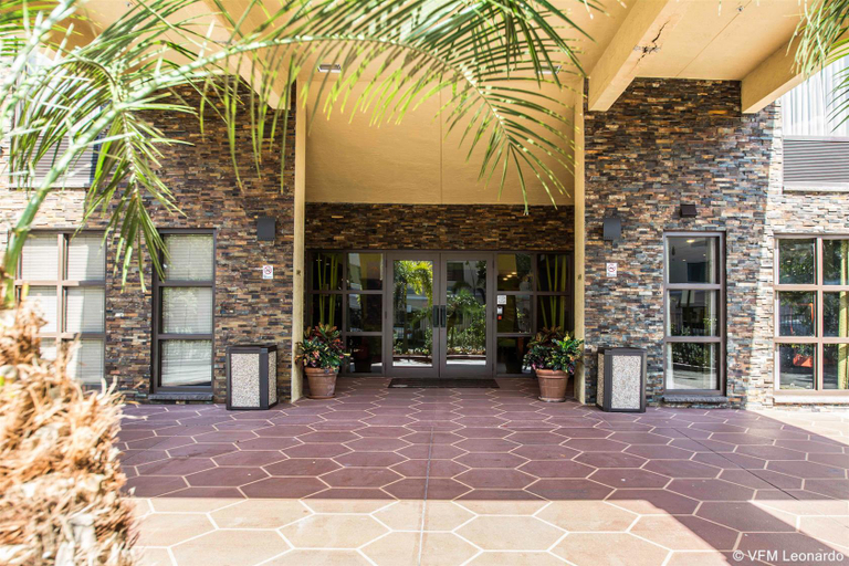 Exterior & Views 2, Comfort Inn&Suites Lantana - West Palm Beach South, Palm Beach