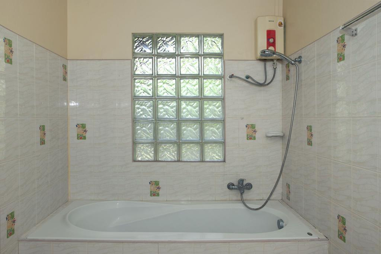 Bathroom 3, Dewshore Resort, Ko Phangan