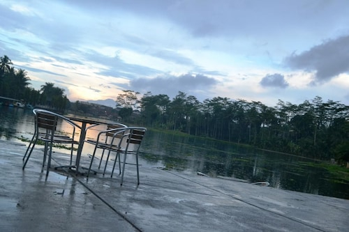 Rorompok Homan, Subang