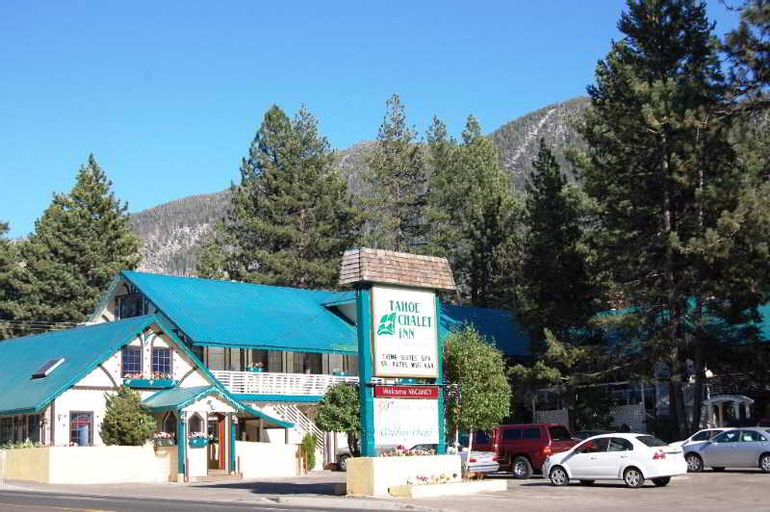 Exterior & Views