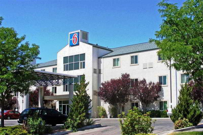 Public Area 3, Motel 6 Cedar City, UT, Iron