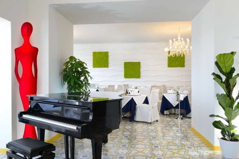Public Area 4, Hotel La Madonnina, Napoli
