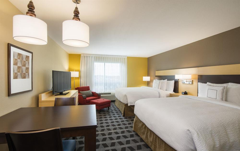 Bedroom 3, Towneplace Suites by Marriott Red Deer, Division No. 8