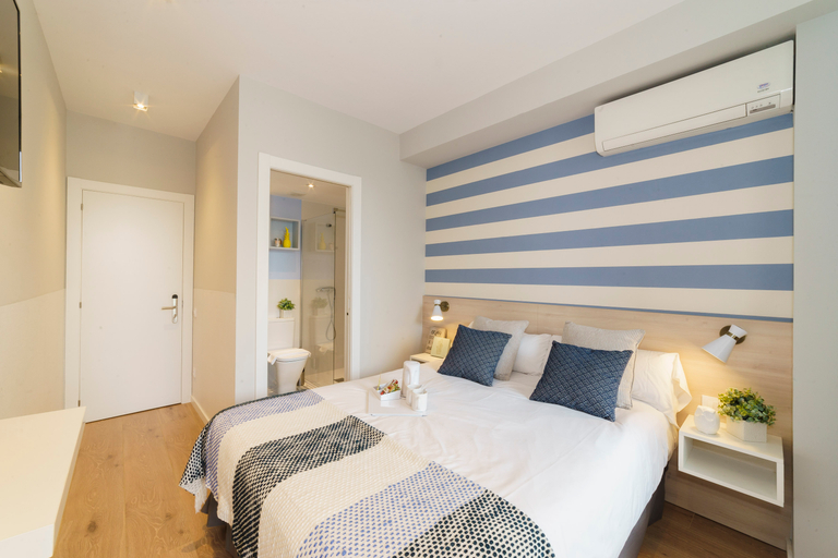 Bedroom 3, House by pillow, Barcelona
