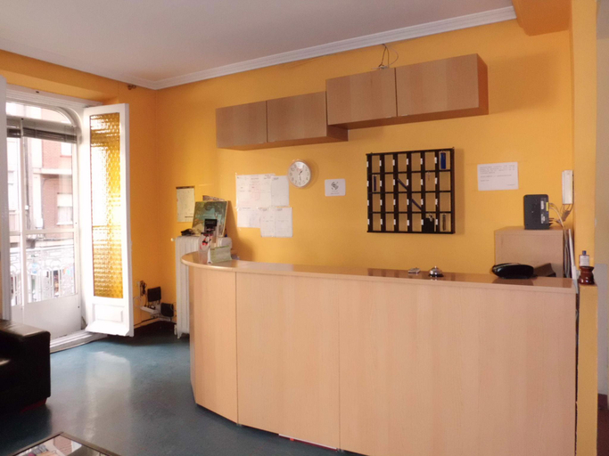 Exterior & Views 2, Hostal Lima, Valladolid