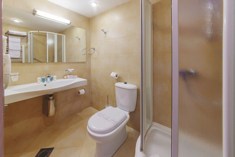 Bathroom 5, Montenegro Beach Resort