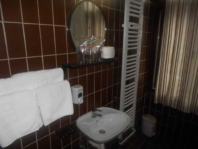 Bathroom, Hotel Vojvodina, Novi Sad
