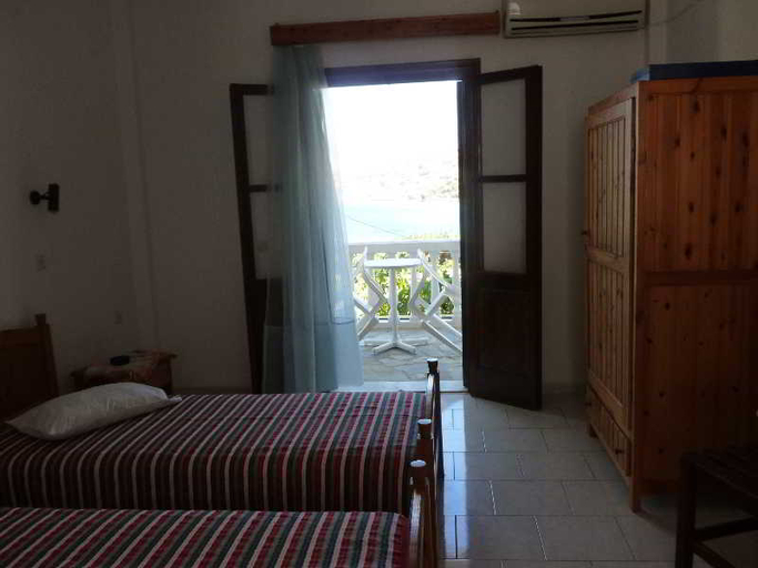 Bedroom 2, Akrogiali Rooms & Studios, South Aegean