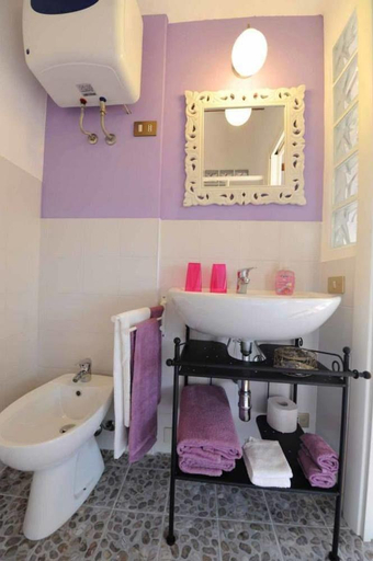 Bathroom, B And B Glicine, Ancona