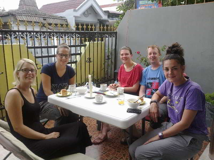 Food & Drinks 5, K77 Backpackers - Jungle Tours, Medan