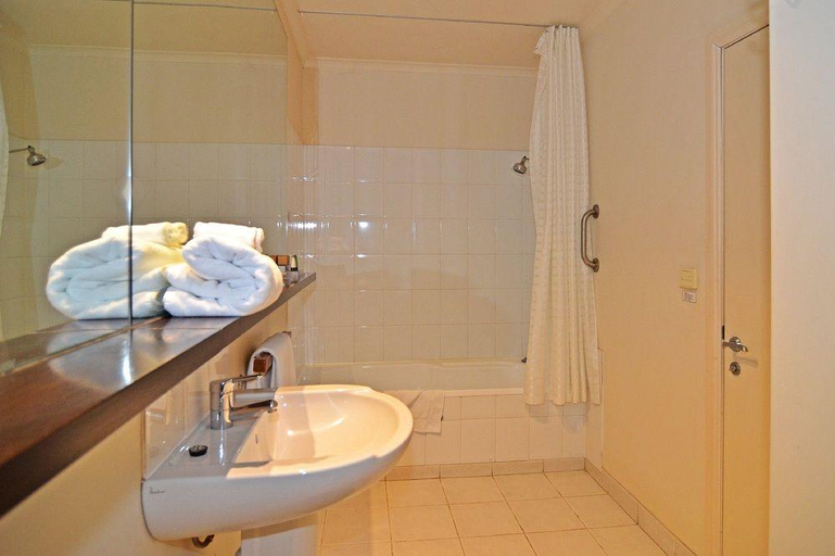 Bathroom, Ansonia on Lydiard, Ballarat - Central