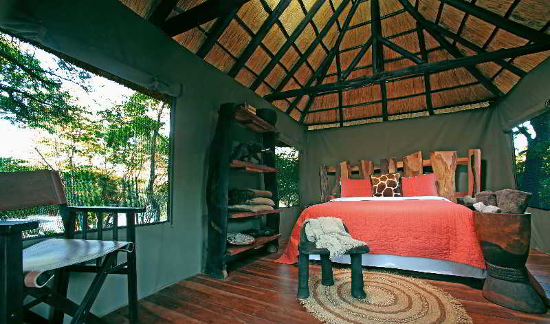 Food & Drinks, Gwango Elephant Lodge, Hwange