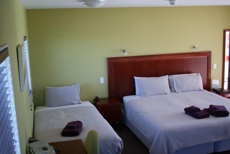 Bedroom 3, Kaikoura Quality Suites, Kaikoura