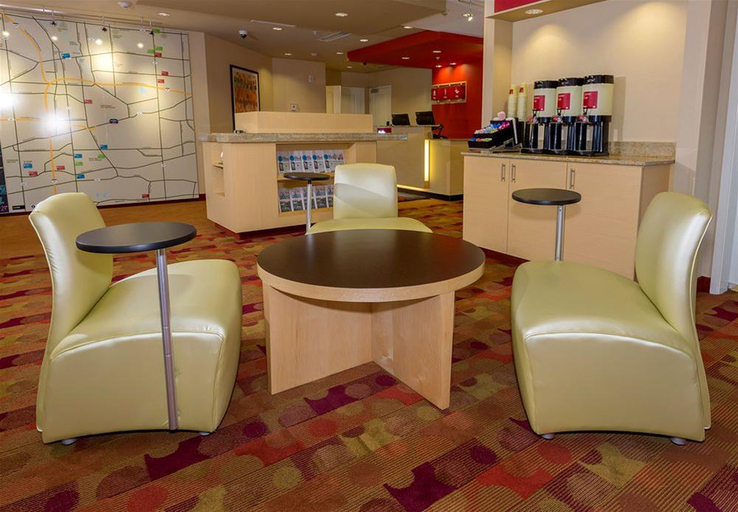 Public Area 2, TownePlace Suites Buffalo Airport, Erie