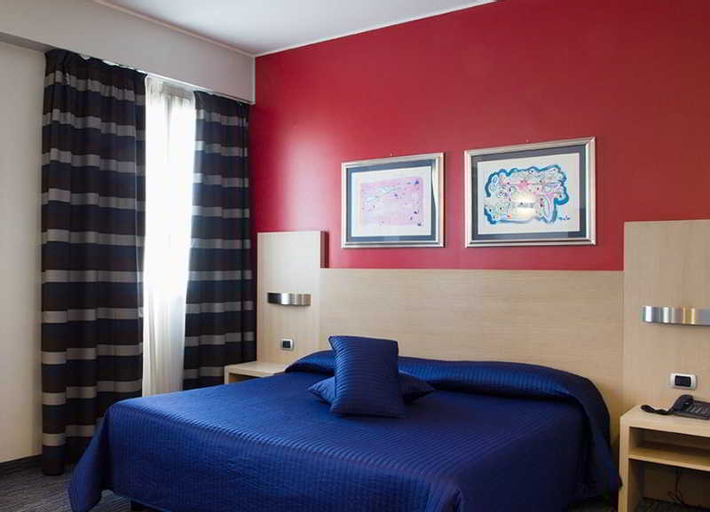 Bedroom 18