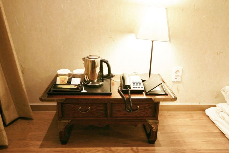 Exterior & Views 2, Central Plaza Hotel, Bupyeong