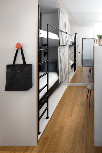 Bedroom 5, Zoku Amsterdam, Amsterdam