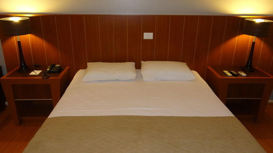 Bedroom 3, Boulevard Residence Hotel, Londrina