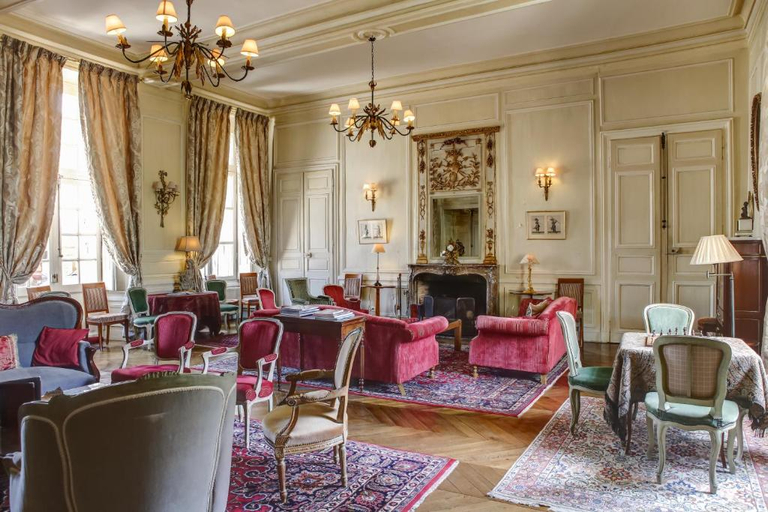 Public Area 2, Chateau d Etoges, Marne
