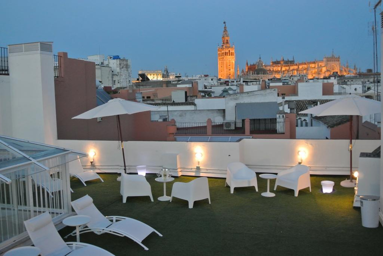Food & Drinks 5, Suites Sevilla Plaza Apartamentos, Sevilla