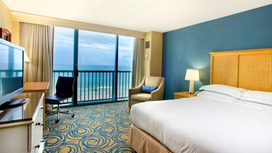 Bedroom 3, Hilton Garden Inn Daytona Beach Oceanfront, Volusia
