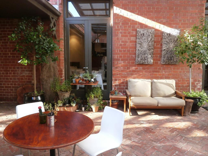 Others 1, Ansonia on Lydiard, Ballarat - Central