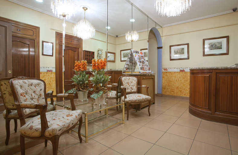 Public Area 2, Hostal Maria Luisa, Madrid