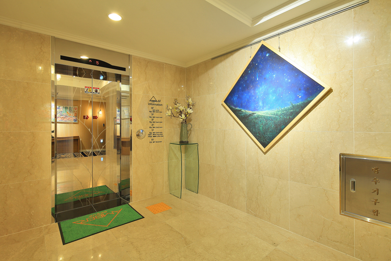 Bathroom 5, Amber Hotel, Jeju