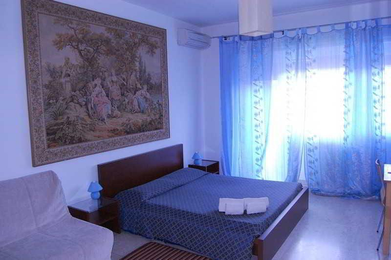 Bedroom 5, B B Roma, Rome