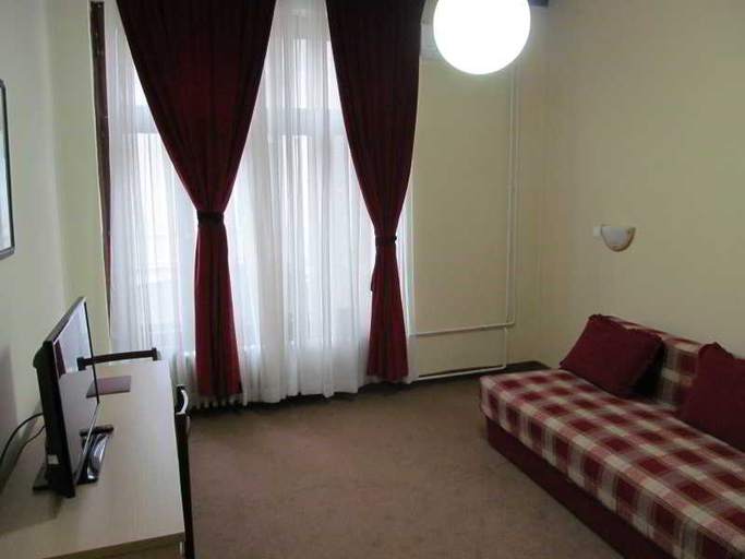 Bedroom, Hotel Vojvodina, Novi Sad