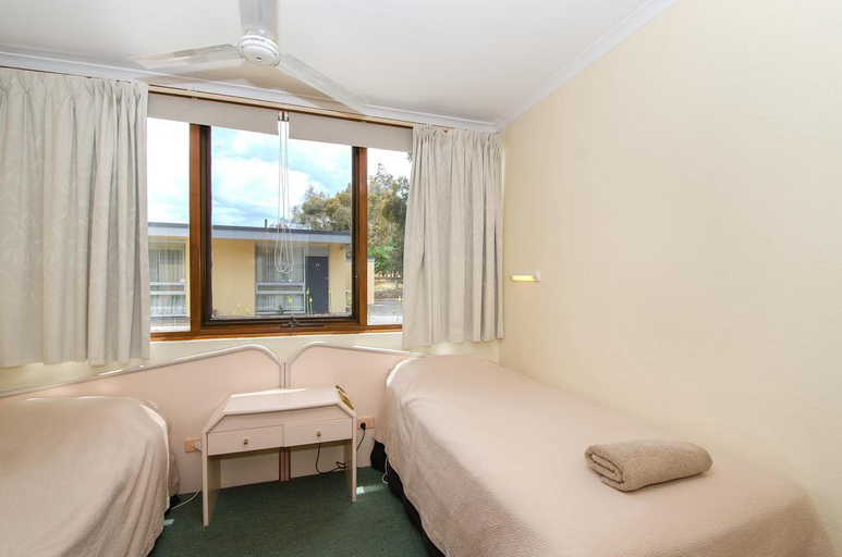 Exterior & Views 2, William MacIntosh Motor Lodge, Naracoorte Lucindale