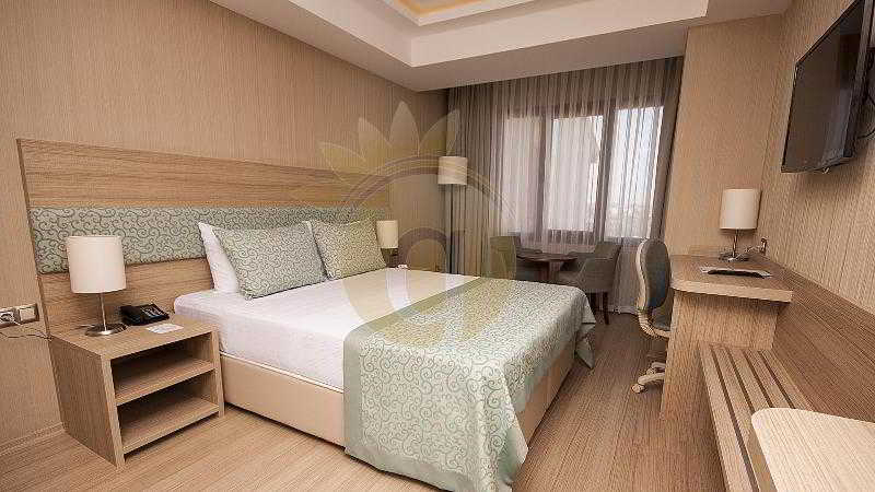 Bedroom 4, Hotel Golden Way Giyimkent, Esenler