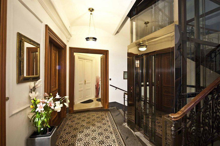 Public Area 3, Malostranska Residence, Praha 1