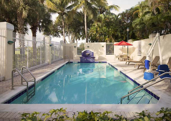 Sport & Beauty 2, TownePlace Suites Boca Raton, Palm Beach