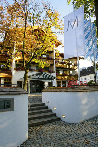 Exterior & Views 2, Hotel Maximilian, Garmisch-Partenkirchen