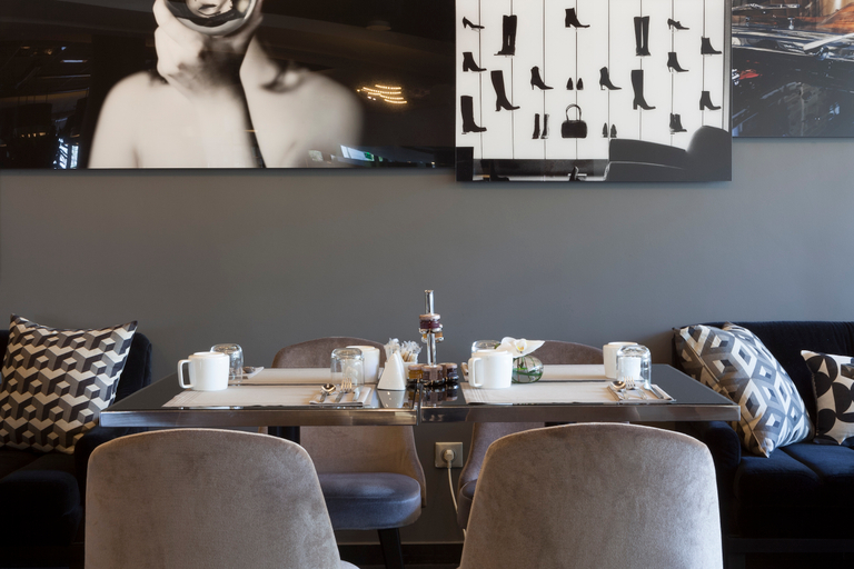 Food & Drinks 5, AC Porte Maillot Hotel, Paris
