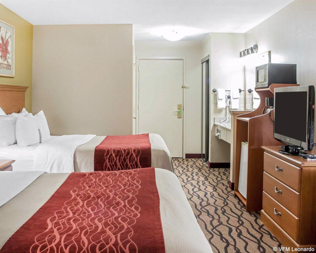 Bedroom 2, Motel 6 Claremore, Rogers
